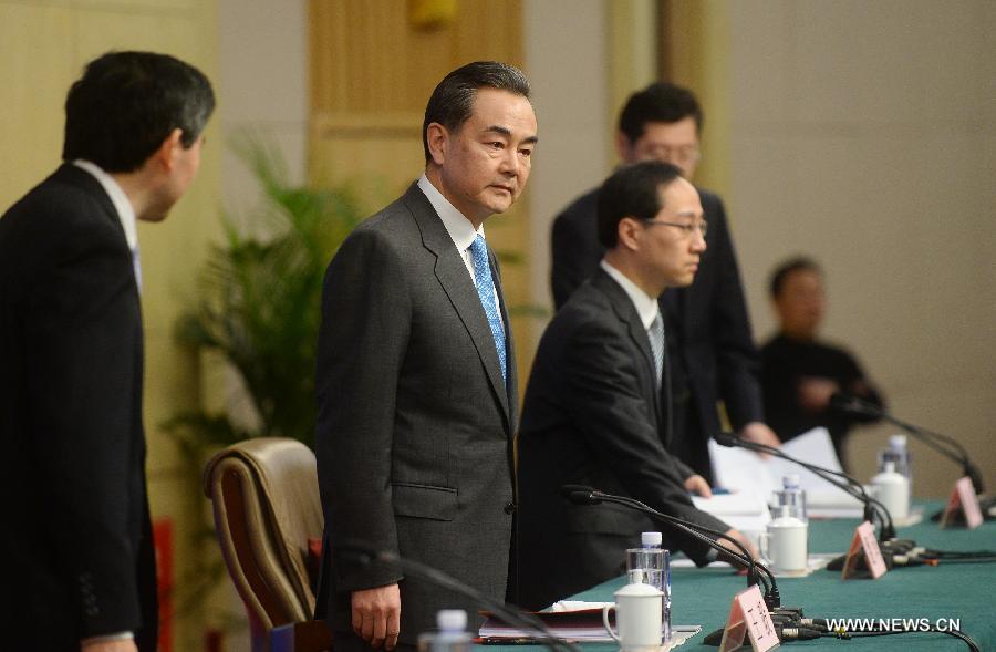 وزير الخارجية الصيني: الدبلوماسية الصينية في عام 2013 تظهر روح المبادرة الابتكار (7)