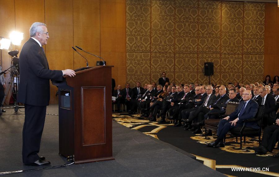 الرئيس اللبناني يدعو لإجراء الانتخابات الرئاسية والنيابية في مواعيدها