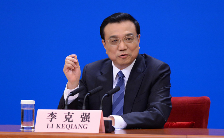 رئيس مجلس الدولة الصيني: الصين لن تتخل عن أي خيط مشتبه فيه بشأن الطائرة المفقودة