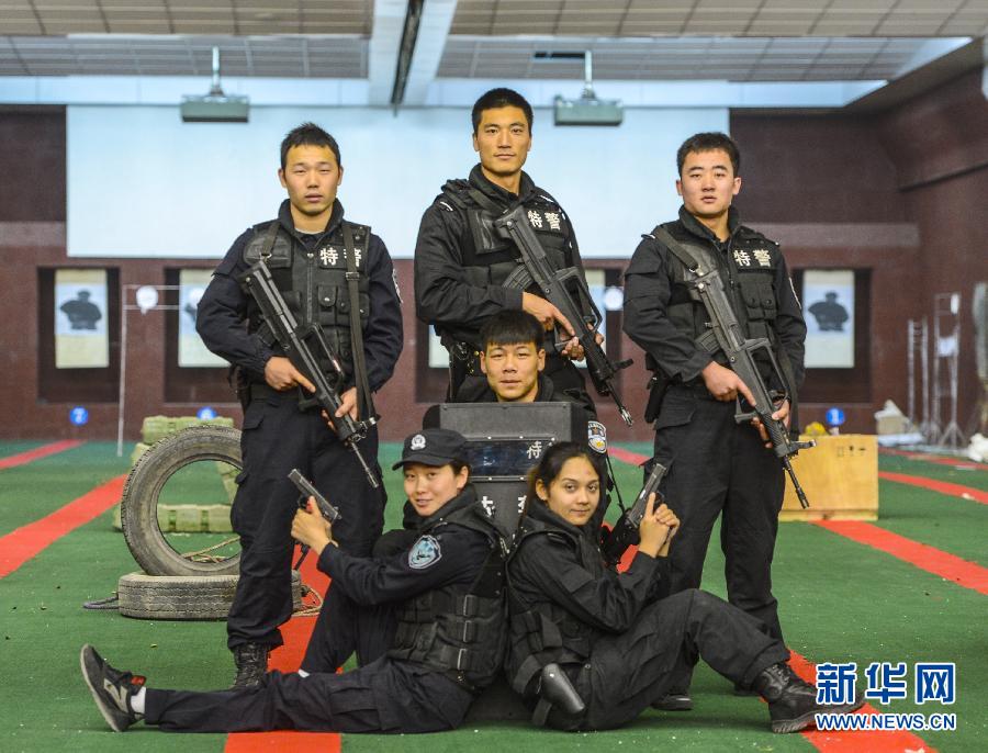 ديلبر: زهرة في الوحدات الخاصة لشرطة شينجيانغ