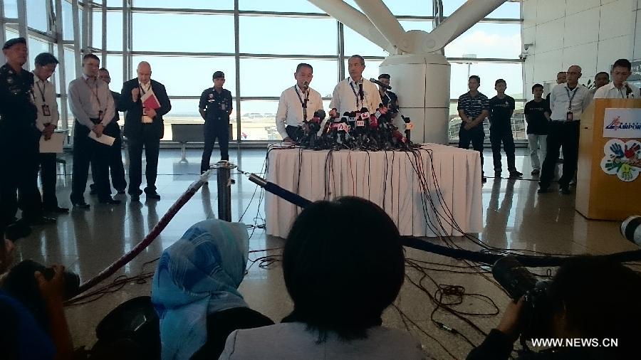 رئيس الوزراء: ماليزيا لا تنوي إخفاء معلومات حول الطائرة المفقودة