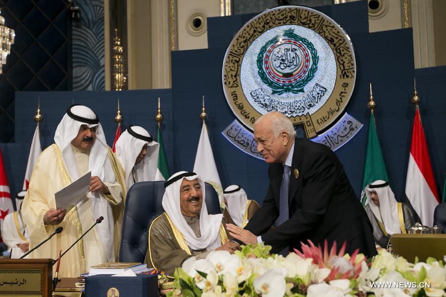 القادة العرب يستأنفون أعمال القمة العربية بعقد جلسة عمل
