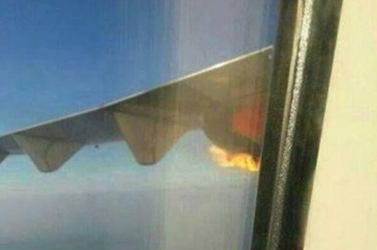 اندلاع حريق في طائرة ماليزية على إرتفاع 7000 قدم 