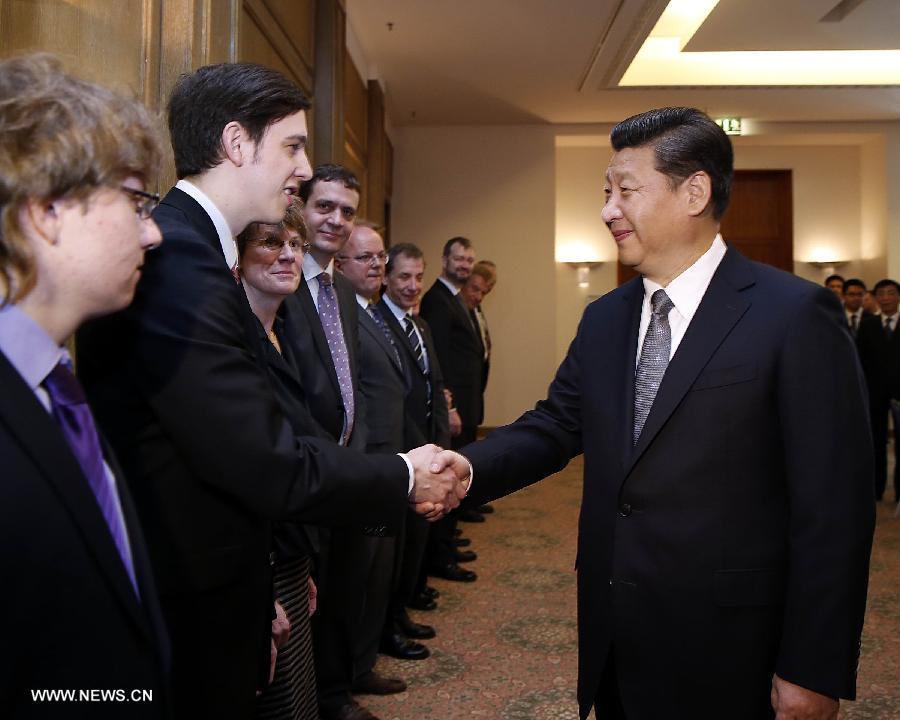 الرئيس الصيني يحث على توسيع التبادلات الثقافية مع المانيا