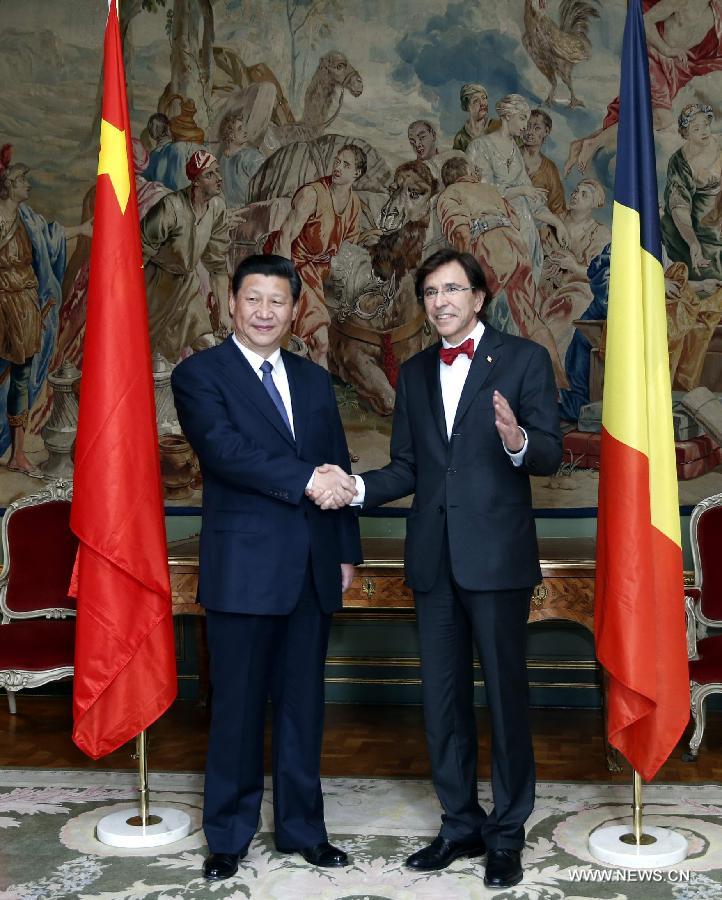 الصين وبلجيكا تتفقان على شراكة شاملة للتعاون والصداقة 
