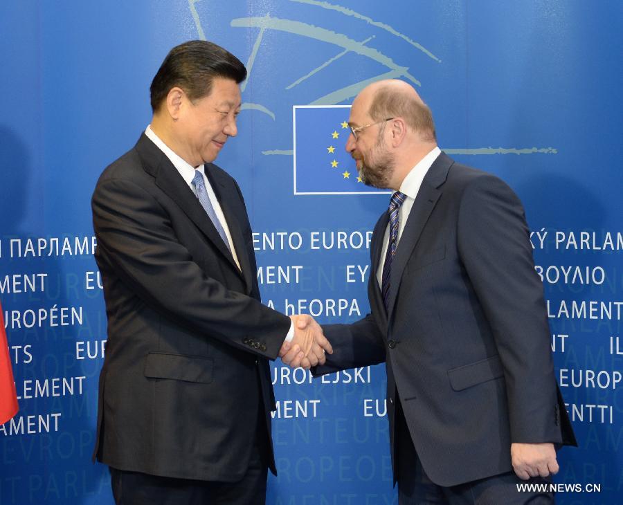 الرئيس الصينى: الصين ترغب فى تعزيز التبادلات البرلمانية مع الاتحاد الأوروبى  (3)