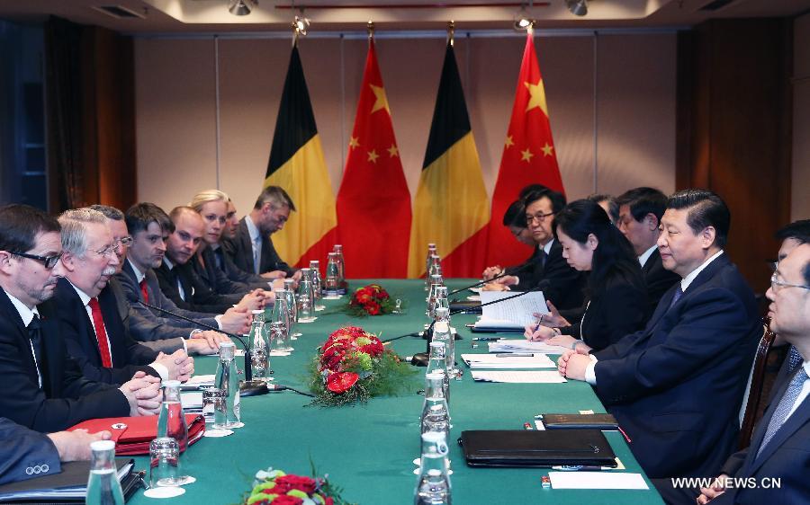 الرئيس الصينى يمتدح رئيس مجلس النواب البلجيكى لجهوده فى تعزيز العلاقات بين البلدين  (2)