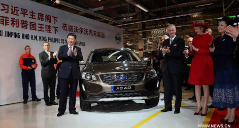 الرئيس الصيني يزور مصنع لسيارات فولفو في بلجيكا 