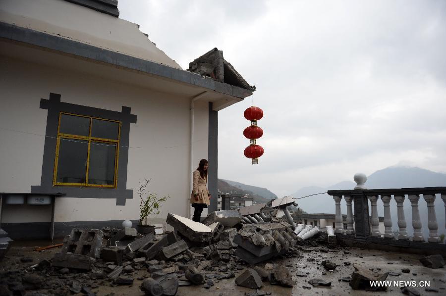 ارتفاع عدد المصابين في الزلزال الذي ضرب جنوب غربي الصين الى 26  (2)