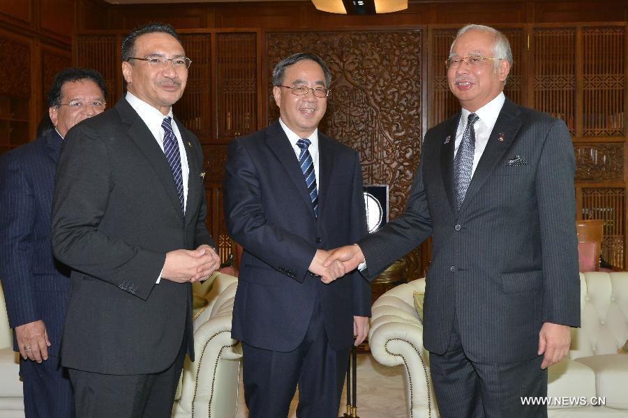 رئيس وزراء ماليزيا يقول إن الصين صديقة محل ثقة لبلاده