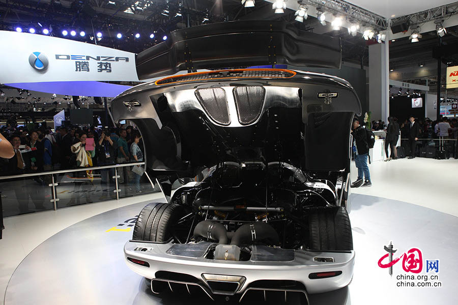 أسرع سيارة في العالم تظهر لأول مرة في معرض بكين للسيارات (4)