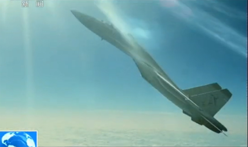 الكشف عن فيديو تدريبات المقاتلة جيان 15 على متن حاملة طائرات لياونينغ لأمر مرة  (11)