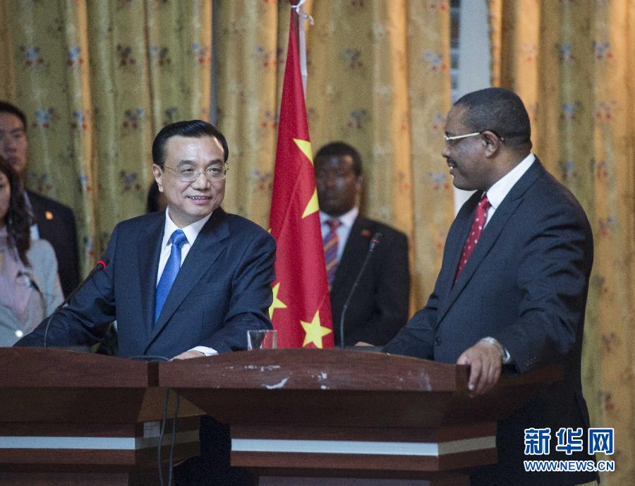 رئيس مجلس الدولة الصينى: مصيرا الصين وافريقيا مترابطان بإحكام 