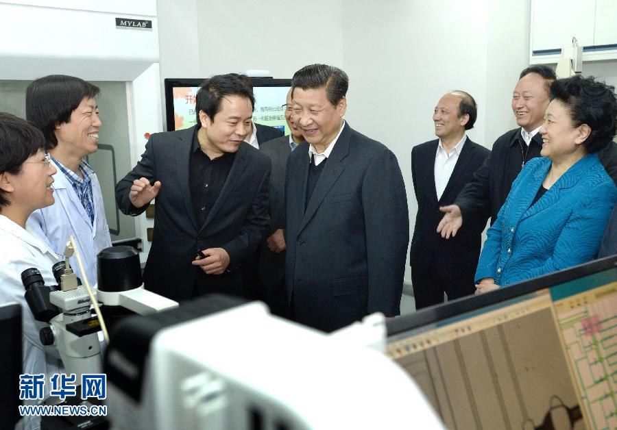 الرئيس شي يحث على الشباب الصيني على التحلي بالقيم السليمة  (6)