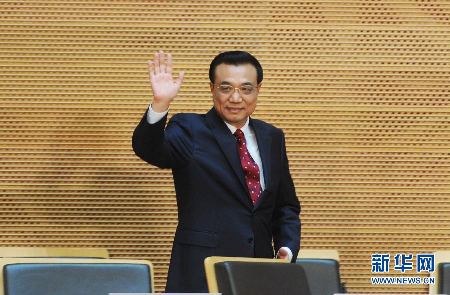 رئيس مجلس الدولة الصيني يقترح الارتقاء بالتعاون الصيني الأفريقي في 6 مجالات  (2)