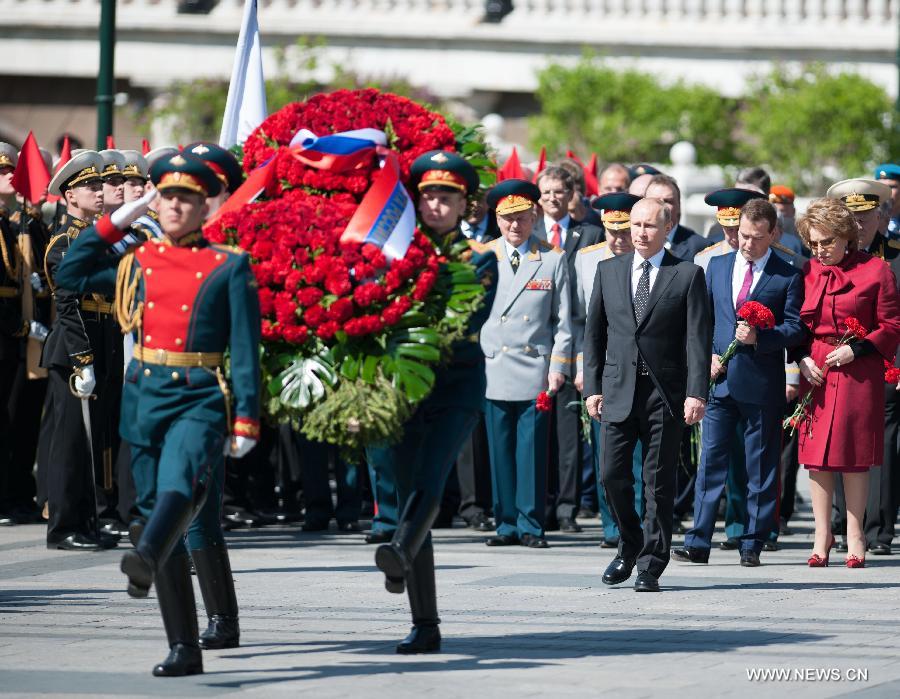 بوتين يصف يوم الانتصار فى الحرب العالمية الثانية بأنه "رمز لانتصار الشعب الروسى" (4)