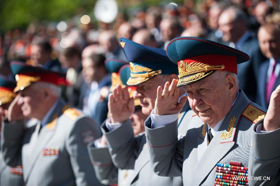 بوتين يصف يوم الانتصار فى الحرب العالمية الثانية بأنه "رمز لانتصار الشعب الروسى" (3)