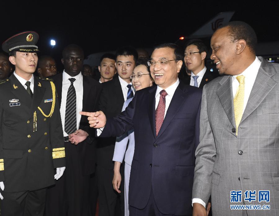 رئيس مجلس الدولة الصيني يصل إلى كينيا (4)