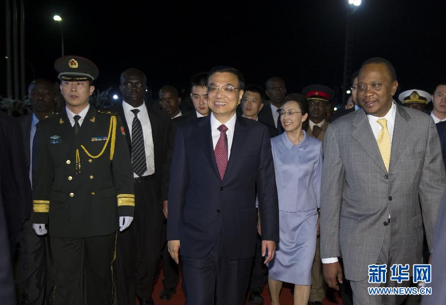 رئيس مجلس الدولة الصيني يصل إلى كينيا