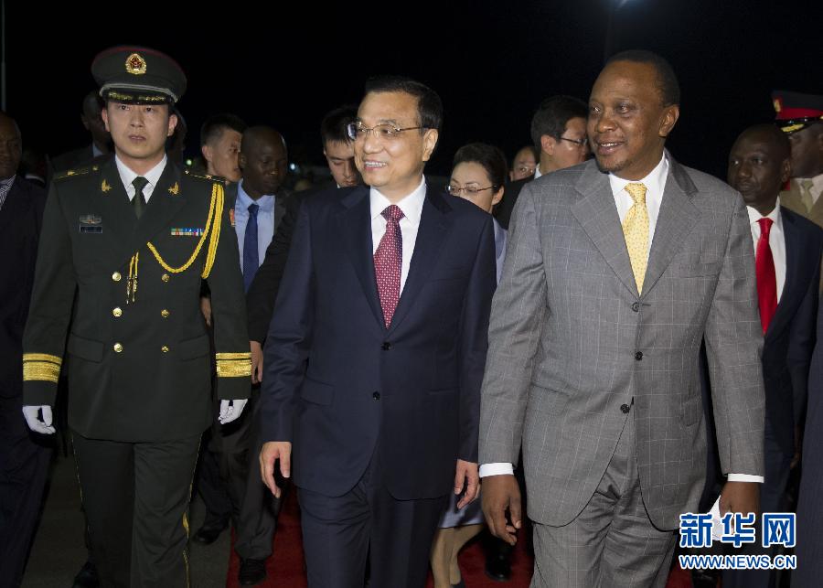 رئيس مجلس الدولة الصيني يصل إلى كينيا (3)