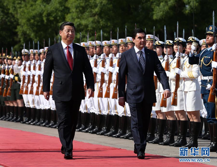 الصين وتركمانستان تتعهدان بتطوير الشراكة الاستراتيجية 