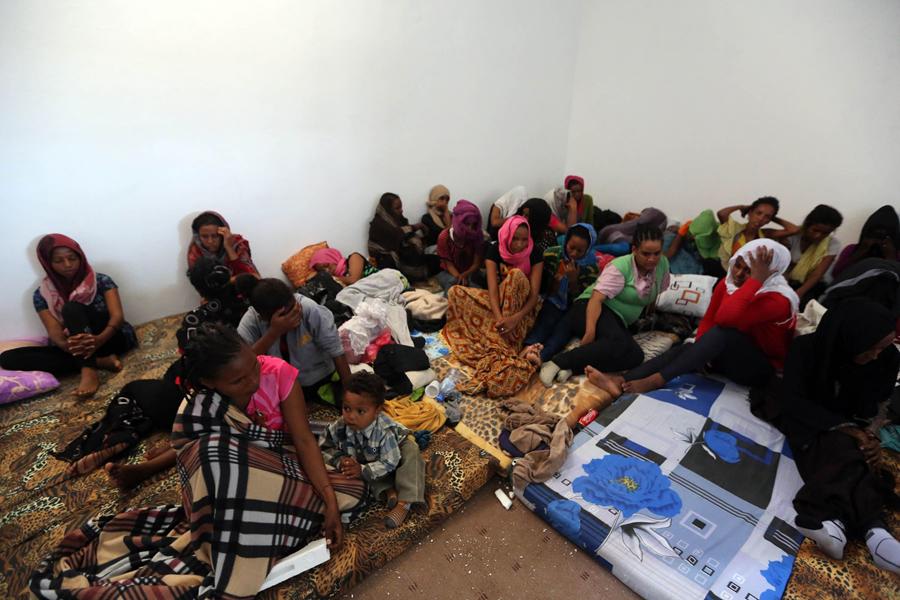 ليبيا: القبض على 400 مهاجر غير شرعي غرب طرابلس (3)