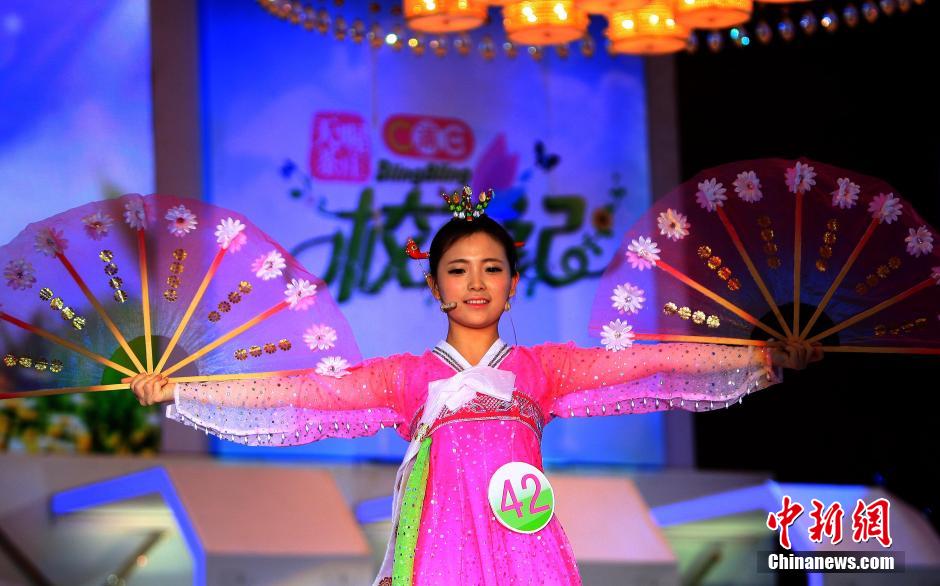 تنظيم الدورة الأولى لمسابقة "ملكة جمال الجامعات الوطنية" فى الصين      (7)