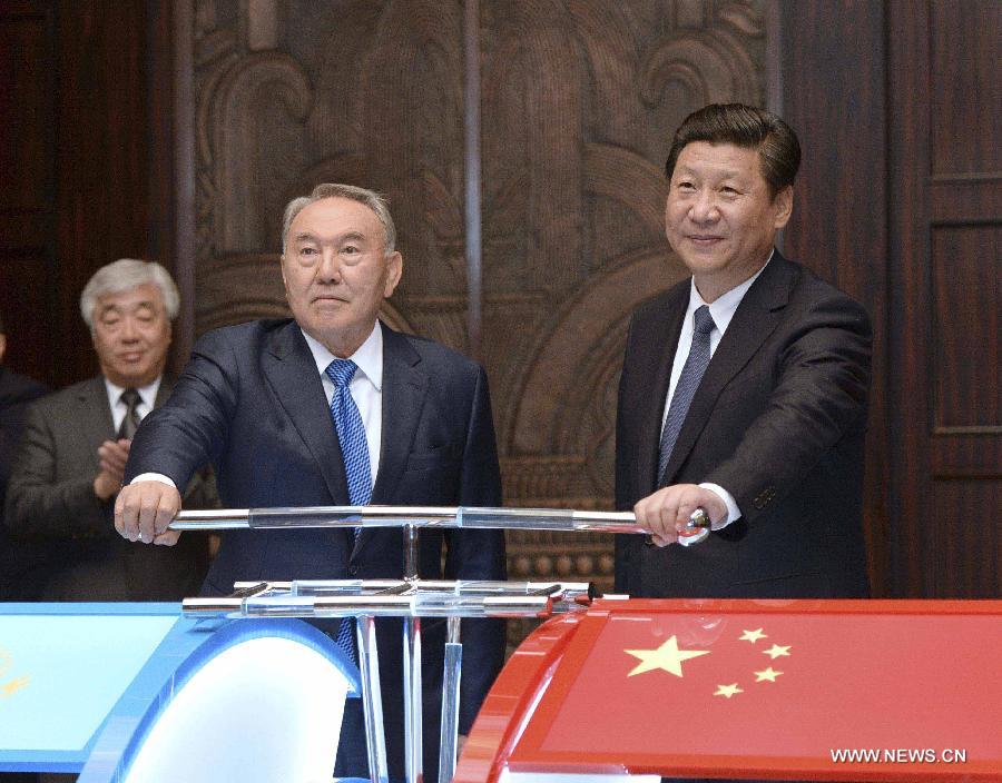 الرئيسان الصيني والقازاقي يبحثان العلاقات الثنائية وأمن المنطقة  (3)