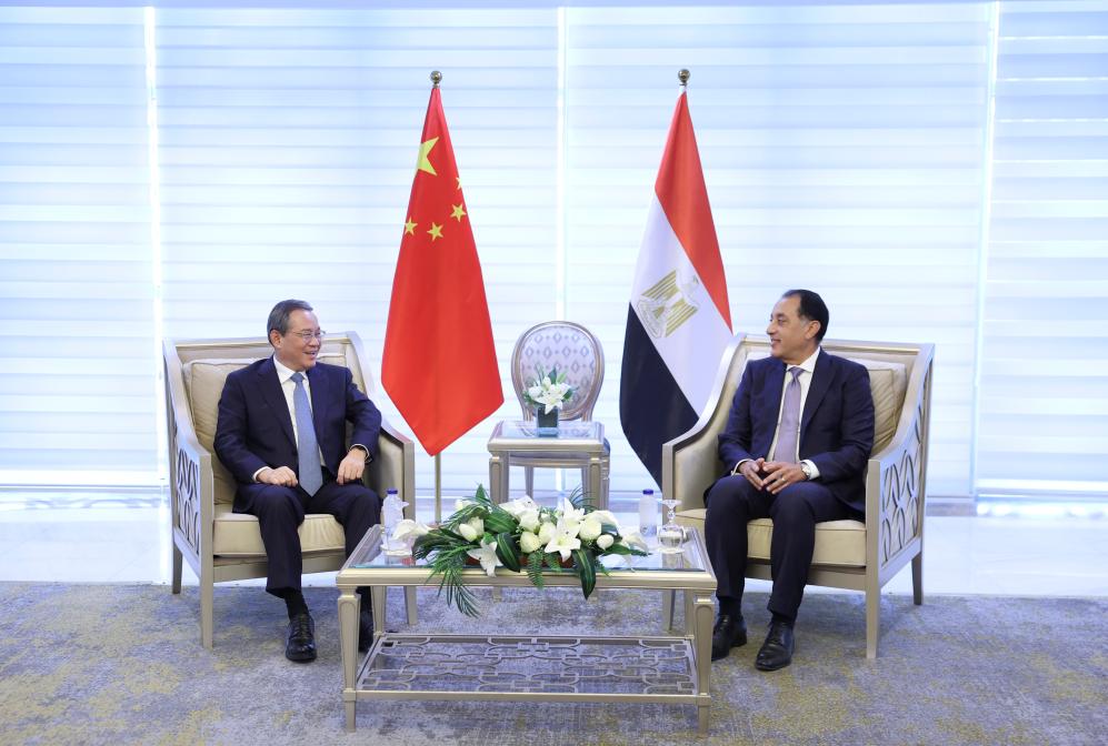 رئيس مجلس الدولة الصيني: الصين مستعدة لتعزيز تنمية التجارة البينية وتوسيع نطاق التعاون مع مصر