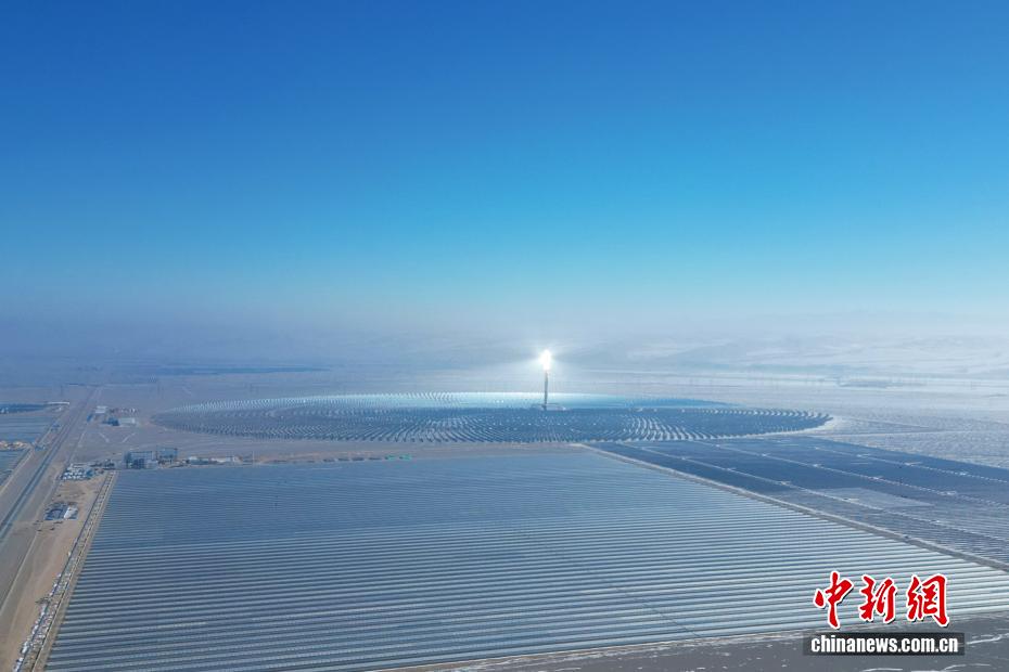 دونهوانغ تحقق أول تزود بالكهرباء الخضراء على مدار عام كامل