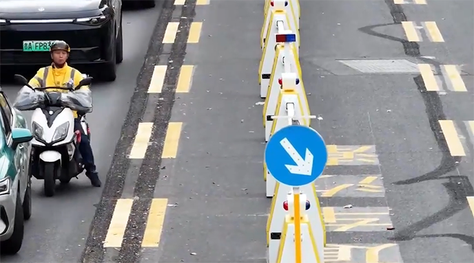 روبوتات هانغتشو الذكية: حركة المرور تتغير خلال 40 ثانية لتخفيف الزحام